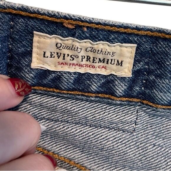Levi’s Premium- Women’s Boyfriend Patchwork Jeans Button Fly, Size 26 / 30 - Picture 2 of 13